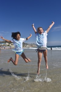 girls-jumping-seahorse